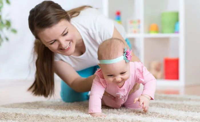 When Baby Start Crawling: Remedies and Reasons for Delayed Crawling