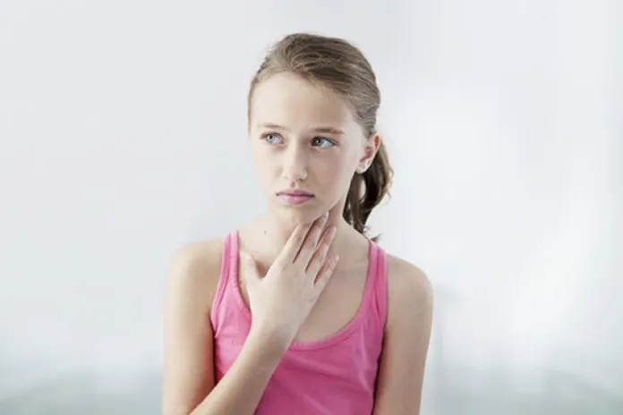 Causes, Symptoms and Home Remedies For Throat Infection in Children