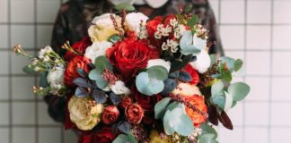 How to Choose A Flower Bouquet for Modern Photo Shoots