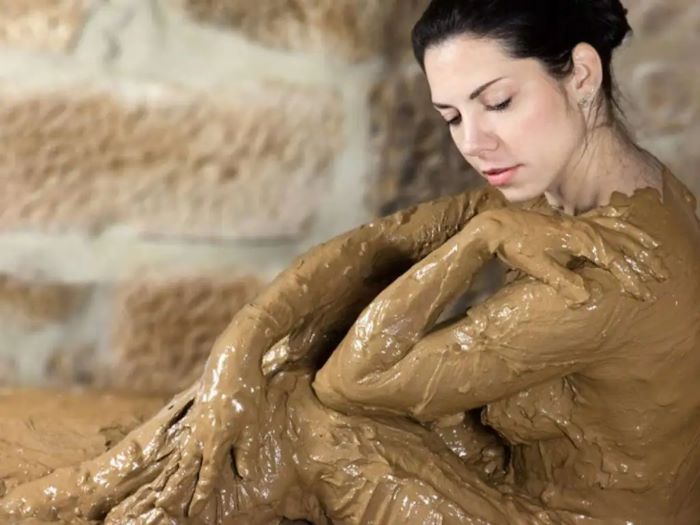 Mud Bathing Benefits for Skin and Health