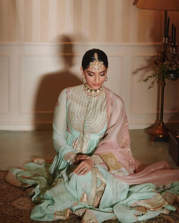 Try These Sonam Kapoor Wedding Guest Beauty looks